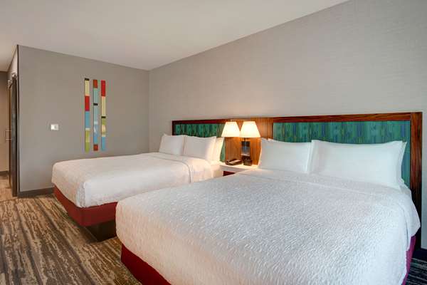  - Hampton Inn & Suites Rancho Cucamonga - I-15, Exit 112