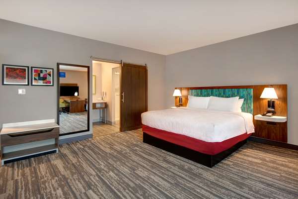  - Hampton Inn & Suites Rancho Cucamonga - I-15, Exit 112
