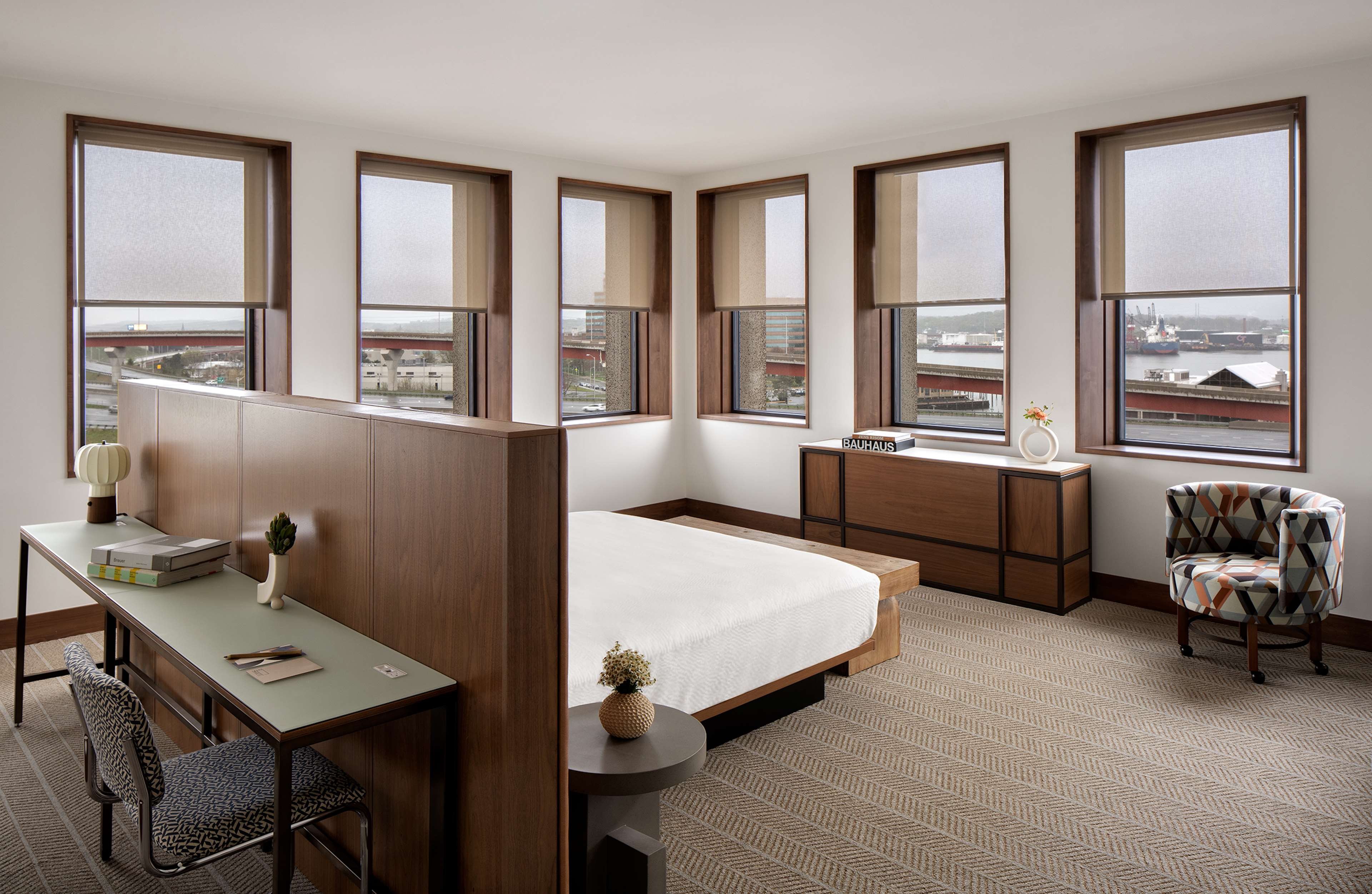 Hotel Marcel New Haven, Tapestry Collection By Hilton Room Type - CORNER KING