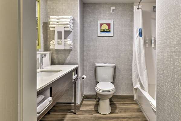  - Hampton Inn & Suites Keene