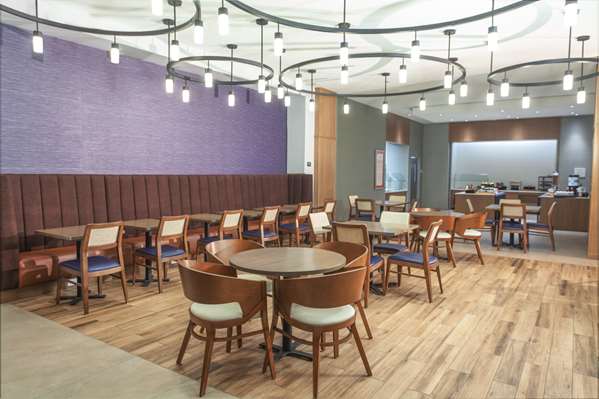 Restaurant - Hilton Garden Inn Broomfield