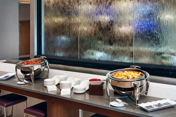 Restaurant - Embassy Suites Hapeville - I-85, Exit 73