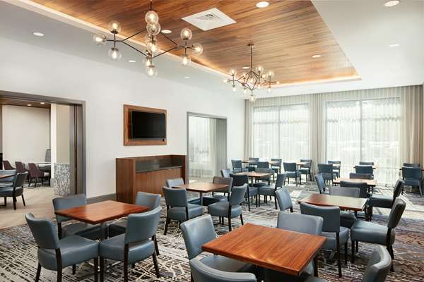 Restaurant - Embassy Suites Hapeville - I-85, Exit 73