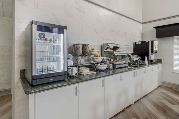 Amenities - Comfort Inn & Suites Andrews