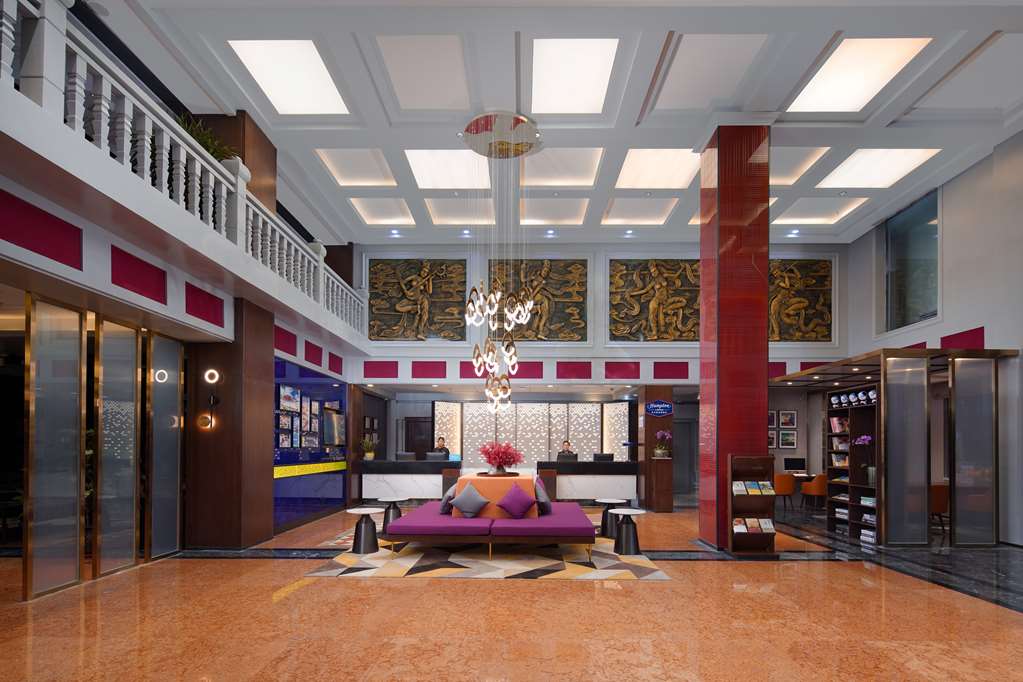 Main gallery
