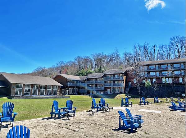 Exterior view - Grand Tappattoo Resort Seguin