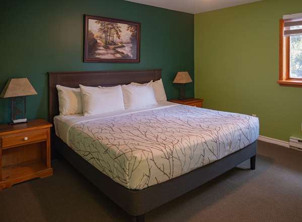 Suite - Grand Tappattoo Resort Seguin