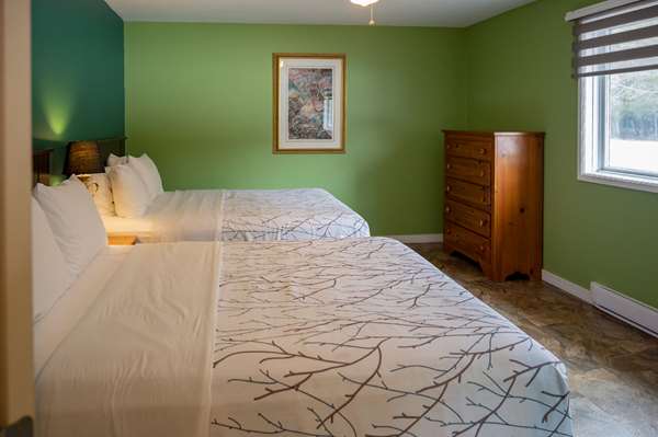 Suite - Grand Tappattoo Resort Seguin