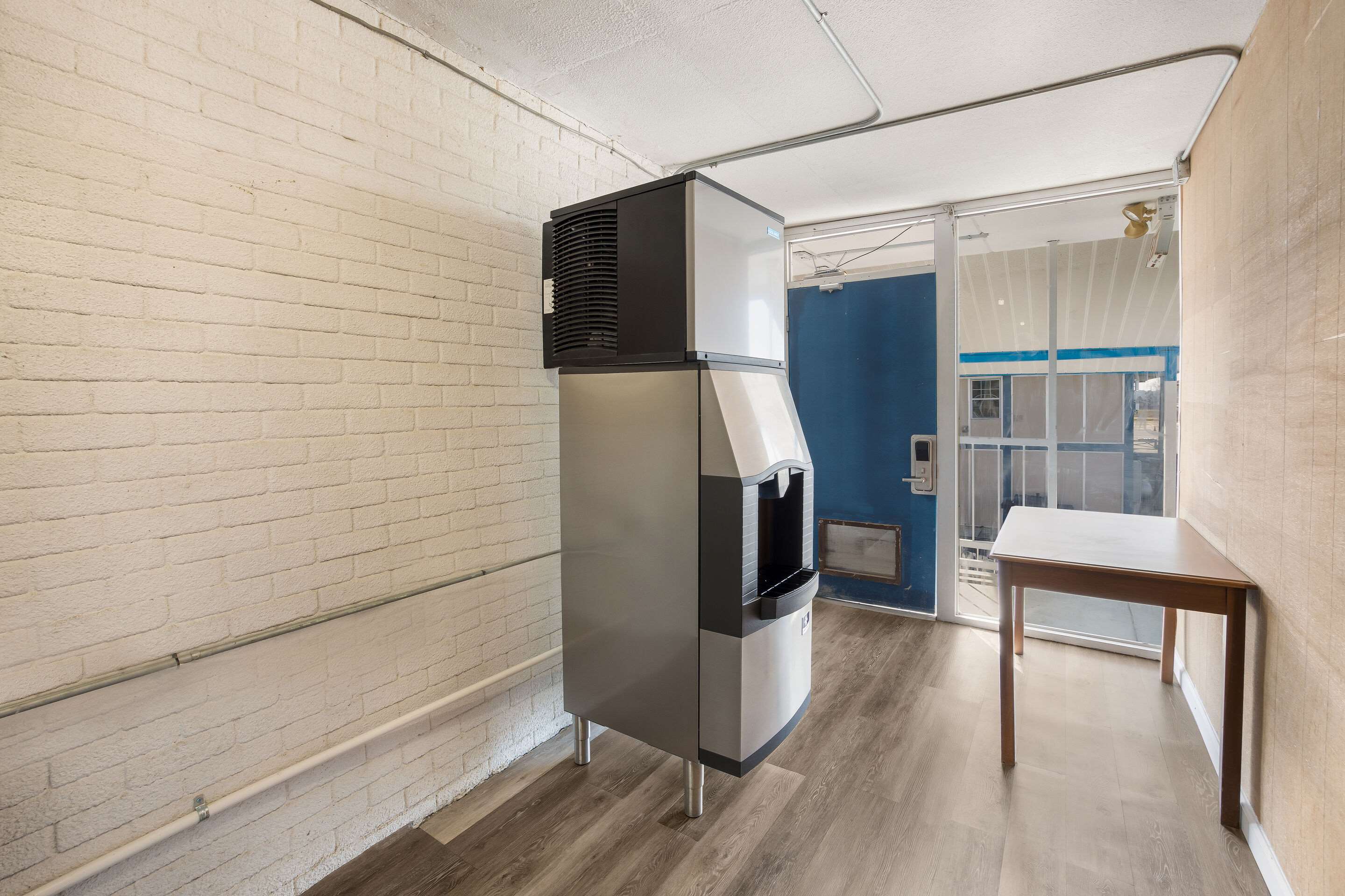 Ice Machine | Rodeway Inn