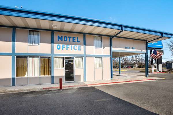 Exterior view - Rodeway Inn Cecil - I-75, Exit 32