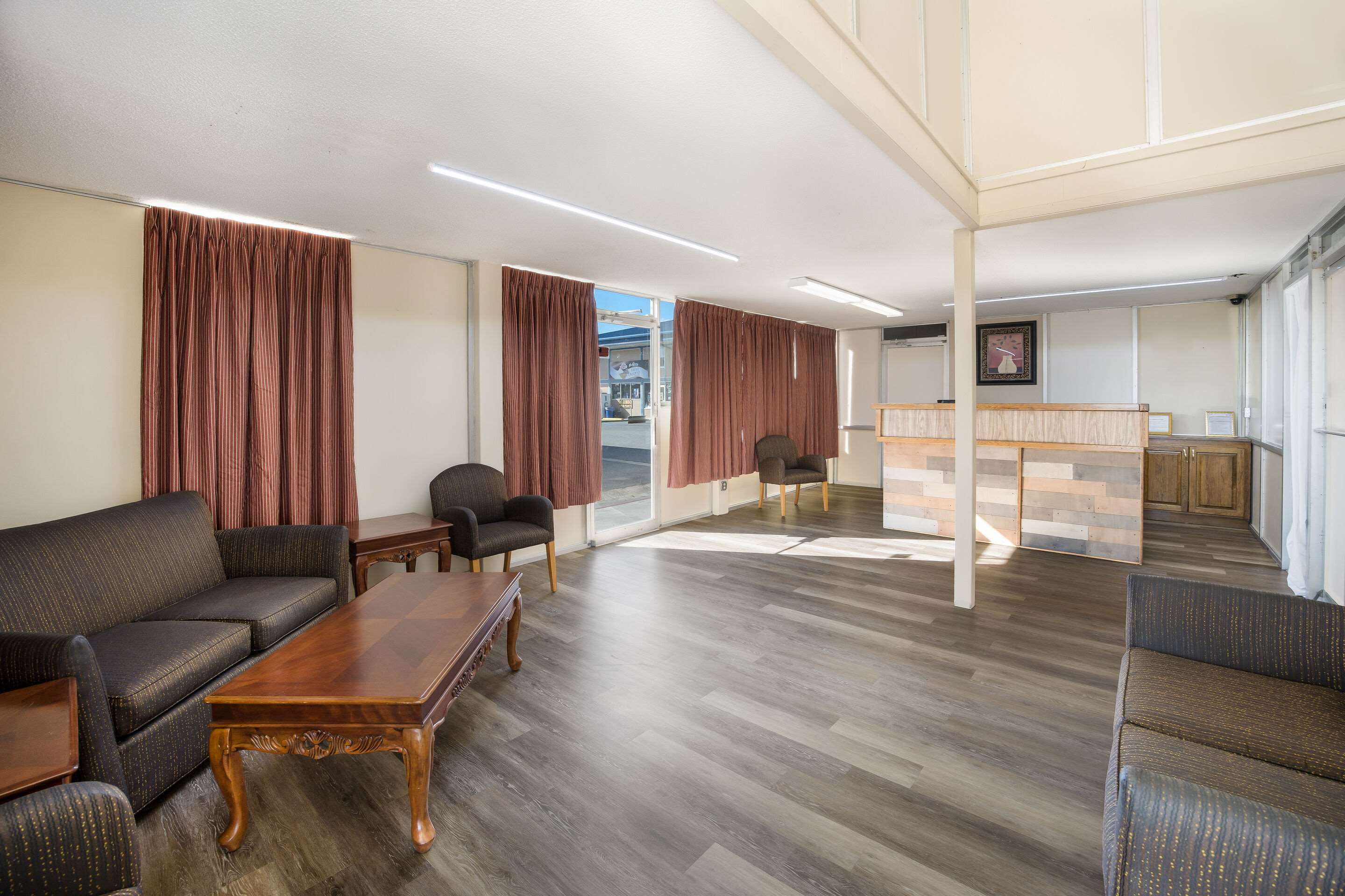 Lobby | Rodeway Inn