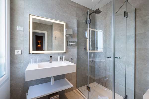 1 Double Bed, Non-Smoking, Superior Room