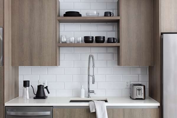  - Mint House Hotel Downtown Miami - I-95, Exit 2A & 2C