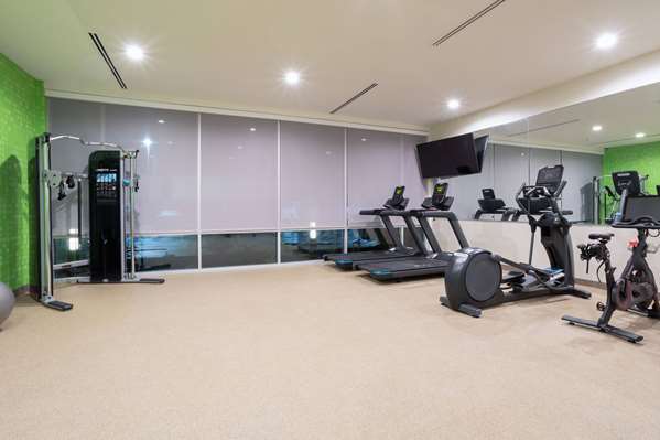 Fitness/ Exercise Room - La Quinta Inn & Suites Galt