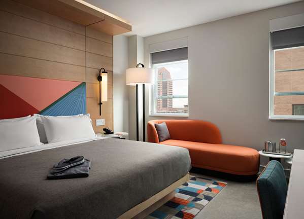  - Canopy by Hilton Hotel Downtown New Orleans