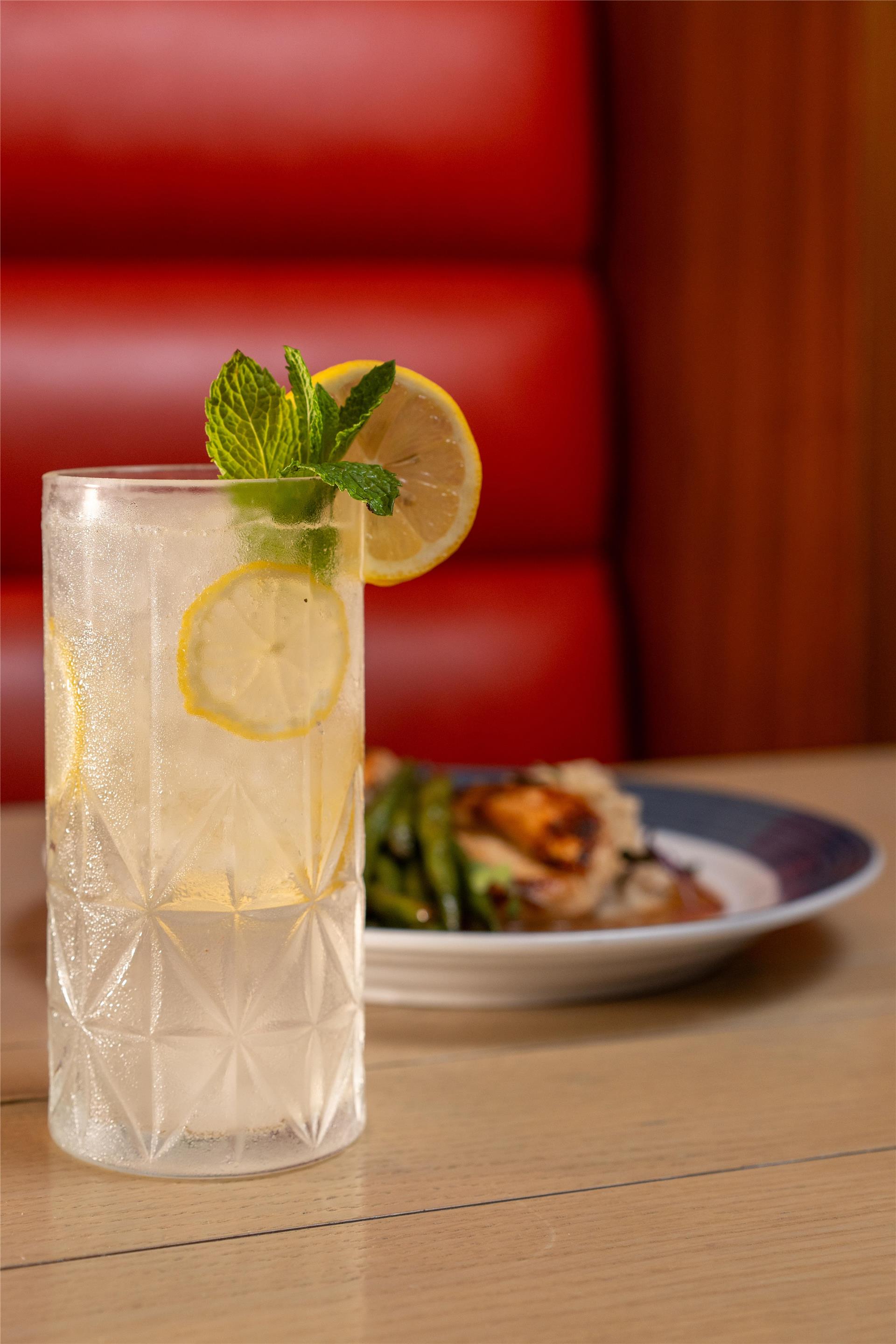 Restaurant | Canopy by Hilton New Orleans Downtown