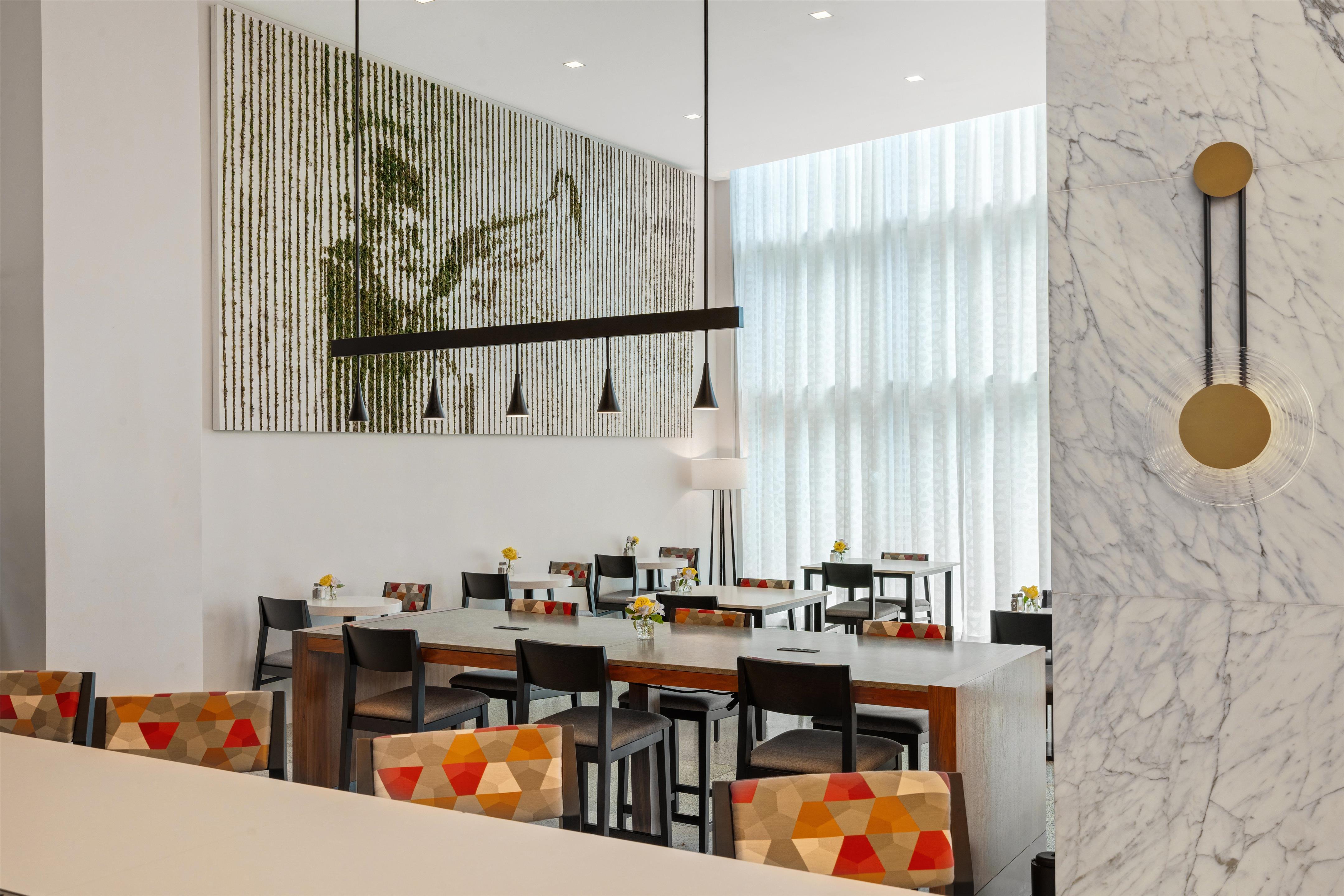 Restaurant | Canopy by Hilton New Orleans Downtown
