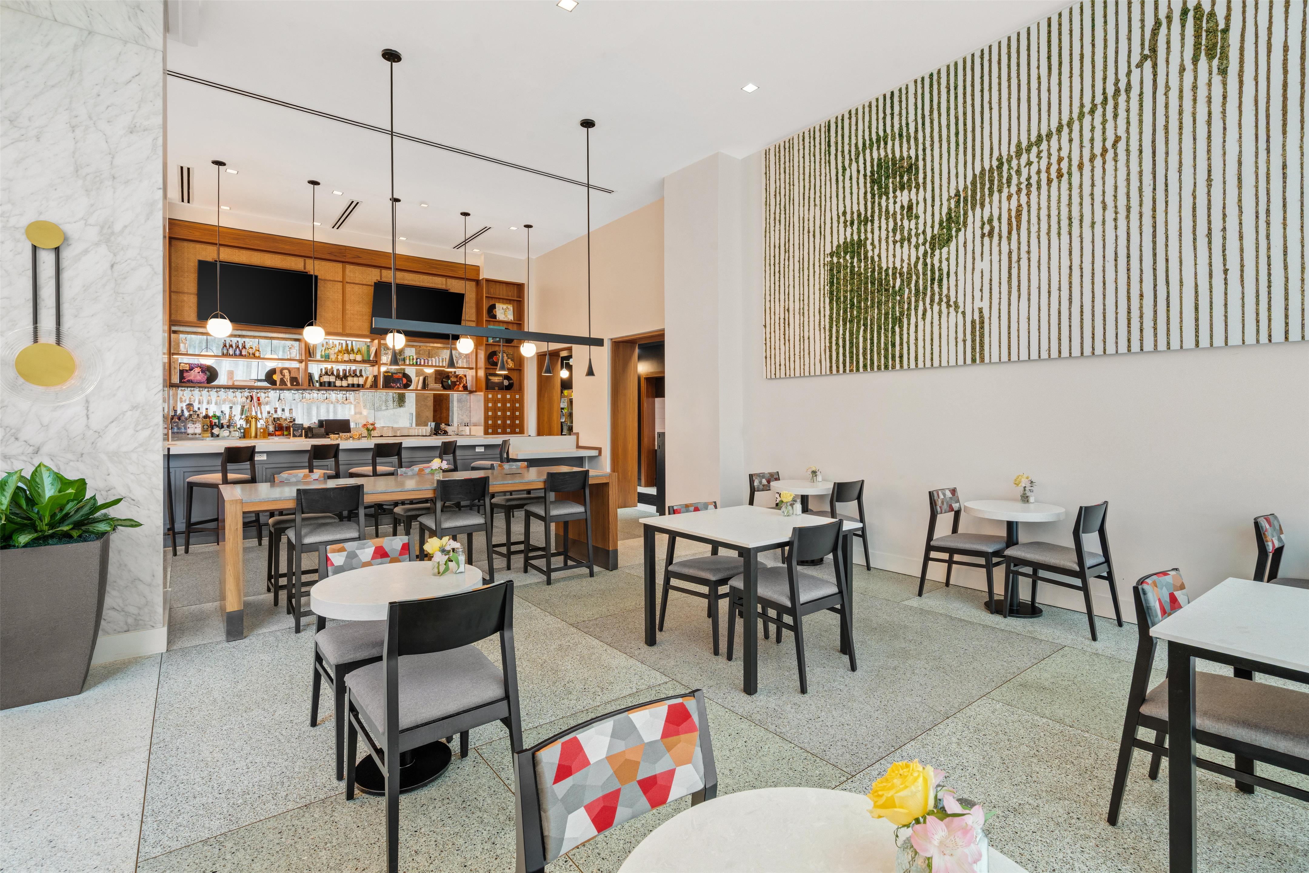 Restaurant | Canopy by Hilton New Orleans Downtown