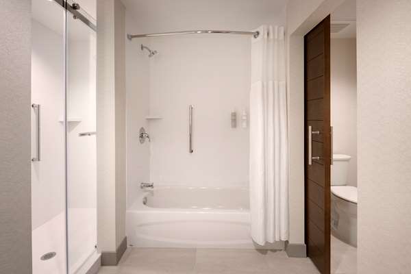  - Hilton Garden Inn Haymarket - I-66, Exit 40