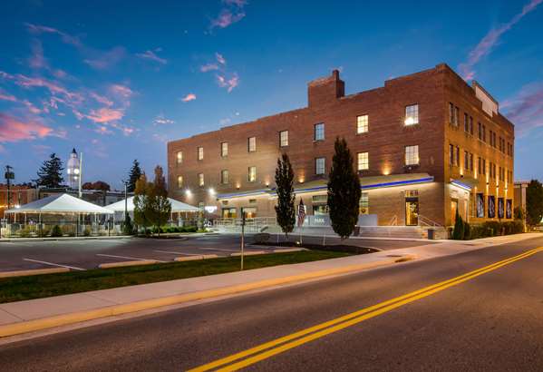 Exterior view - Jackson Park Inn Pulaski