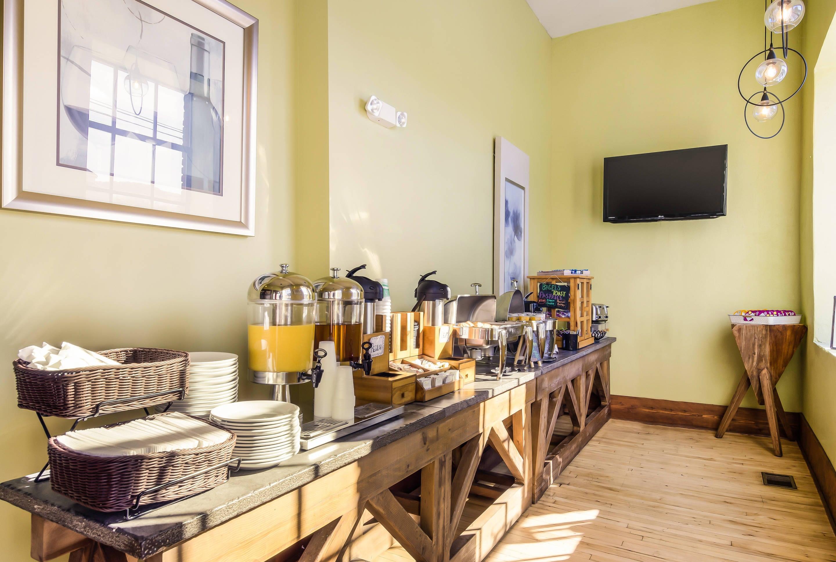 Breakfast area