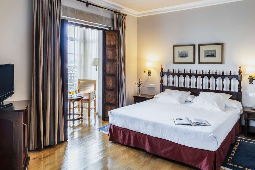 PARADOR DE FERROL-guestroom-Guest Room,On-Site.jpg