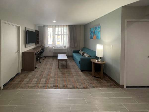  - MainStay Suites Bronx New York