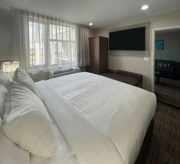  - MainStay Suites Bronx New York