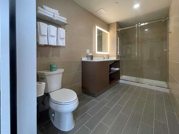  - MainStay Suites Bronx New York