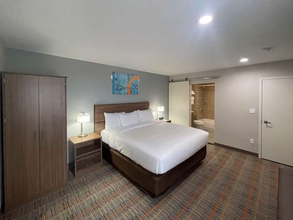  - MainStay Suites Bronx New York