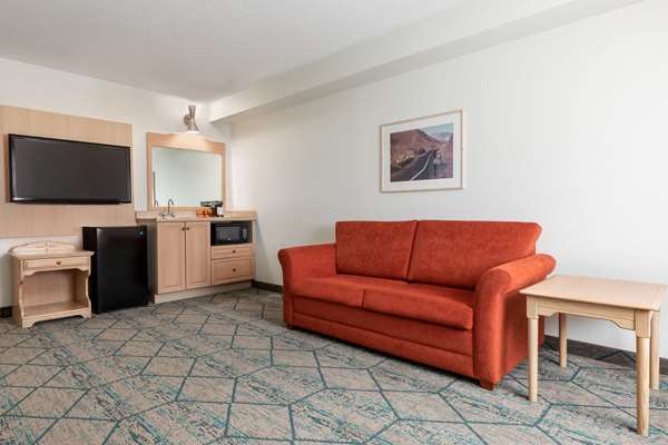  - Ramada Hotel Miramichi