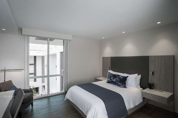  - Innovation Hotel Naples