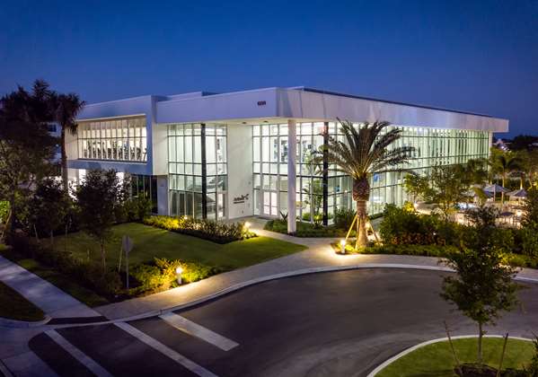 Fitness/ Exercise Room - Innovation Hotel Naples