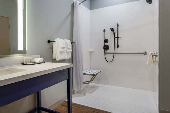  - AmericInn San Angelo