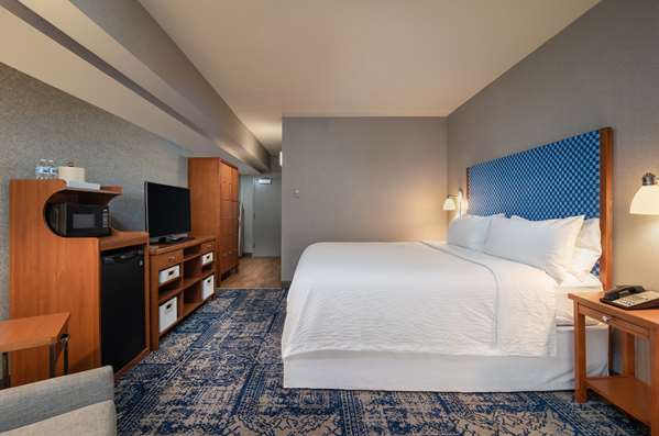  - Bangor Aviator Hotel