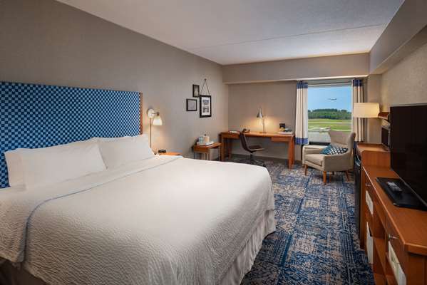  - Bangor Aviator Hotel