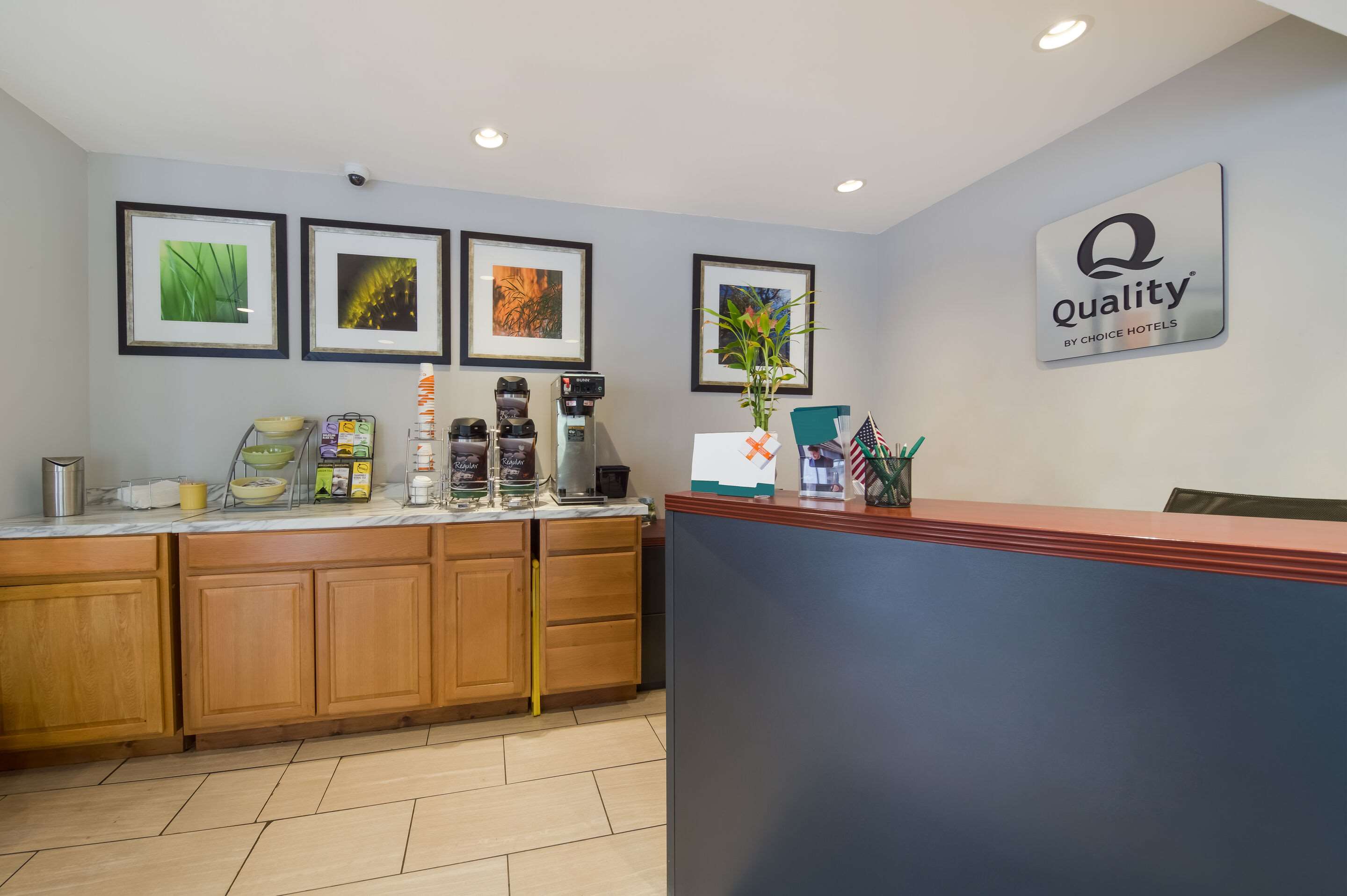 Front desk | Quality Inn