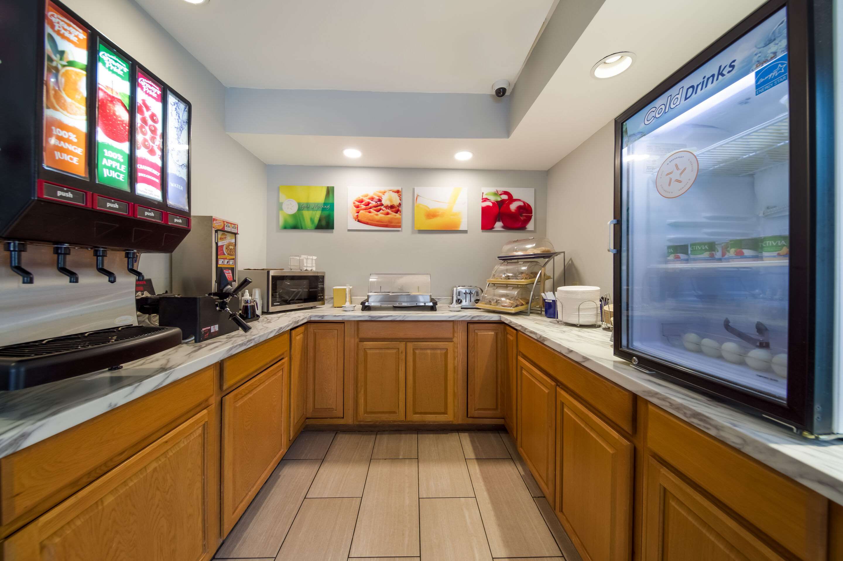 Breakfast bar | Quality Inn