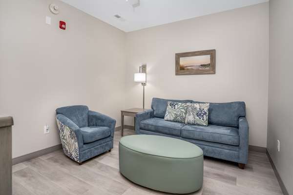 Suite - Lighthouse Suites Emerald Isle