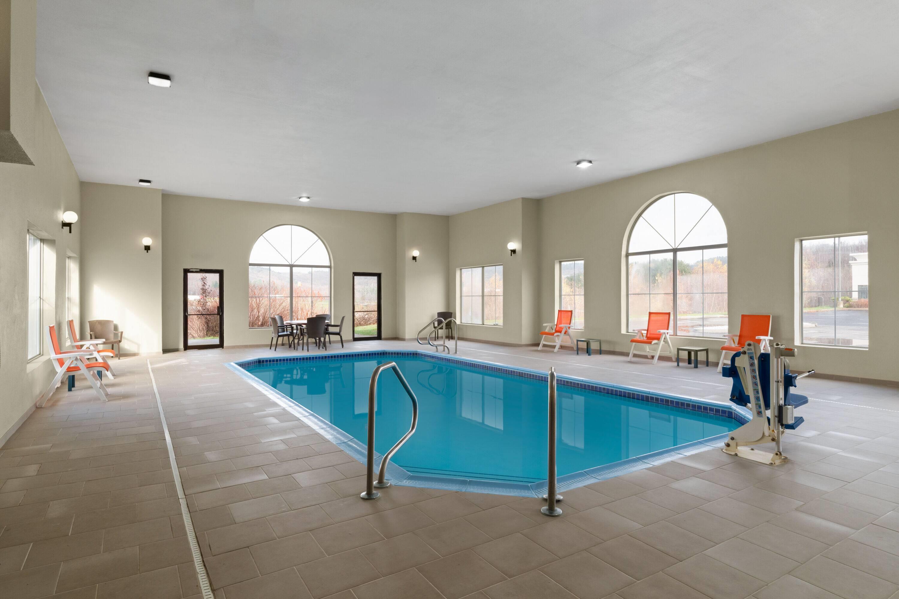 Pool - indoor