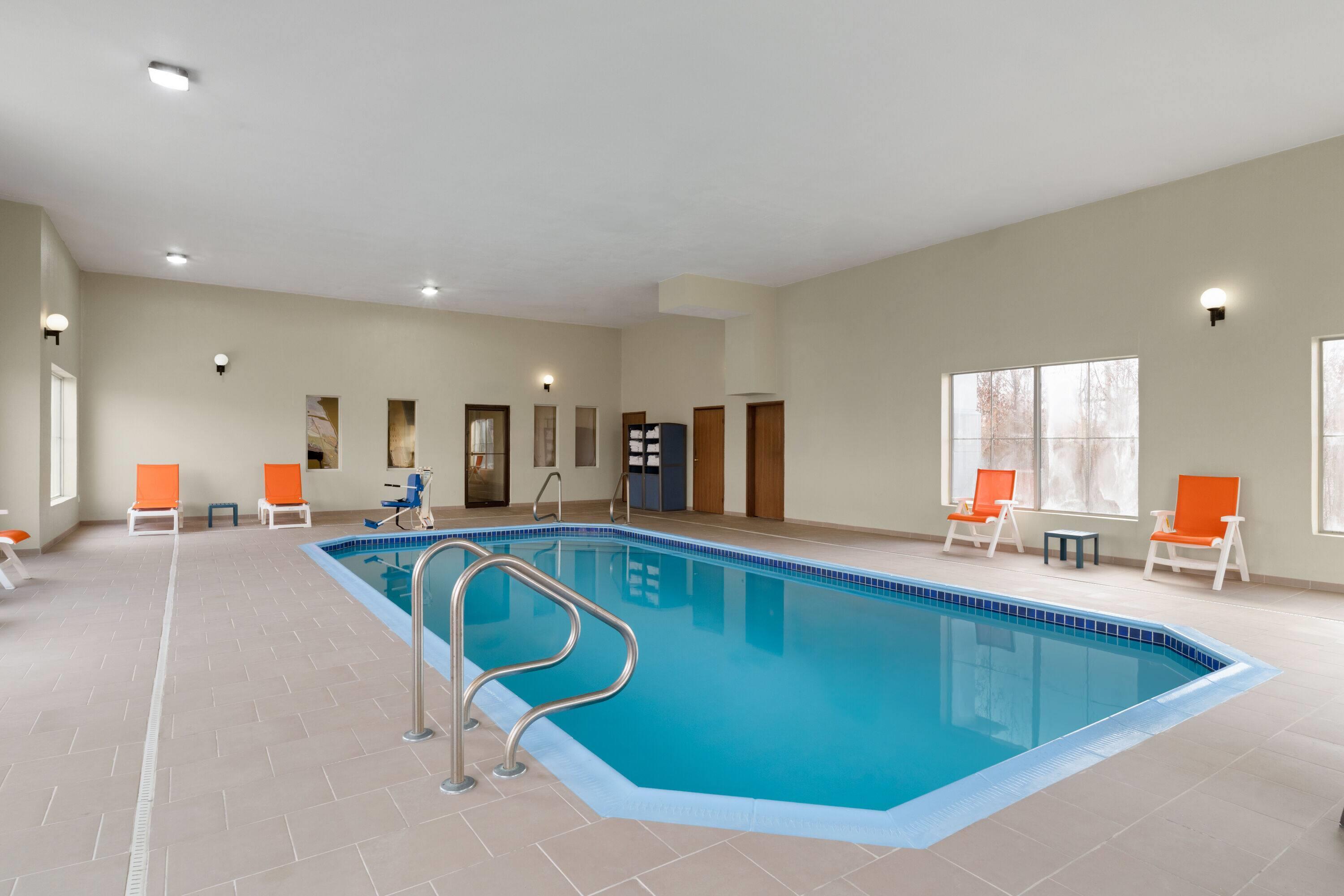 Pool - indoor