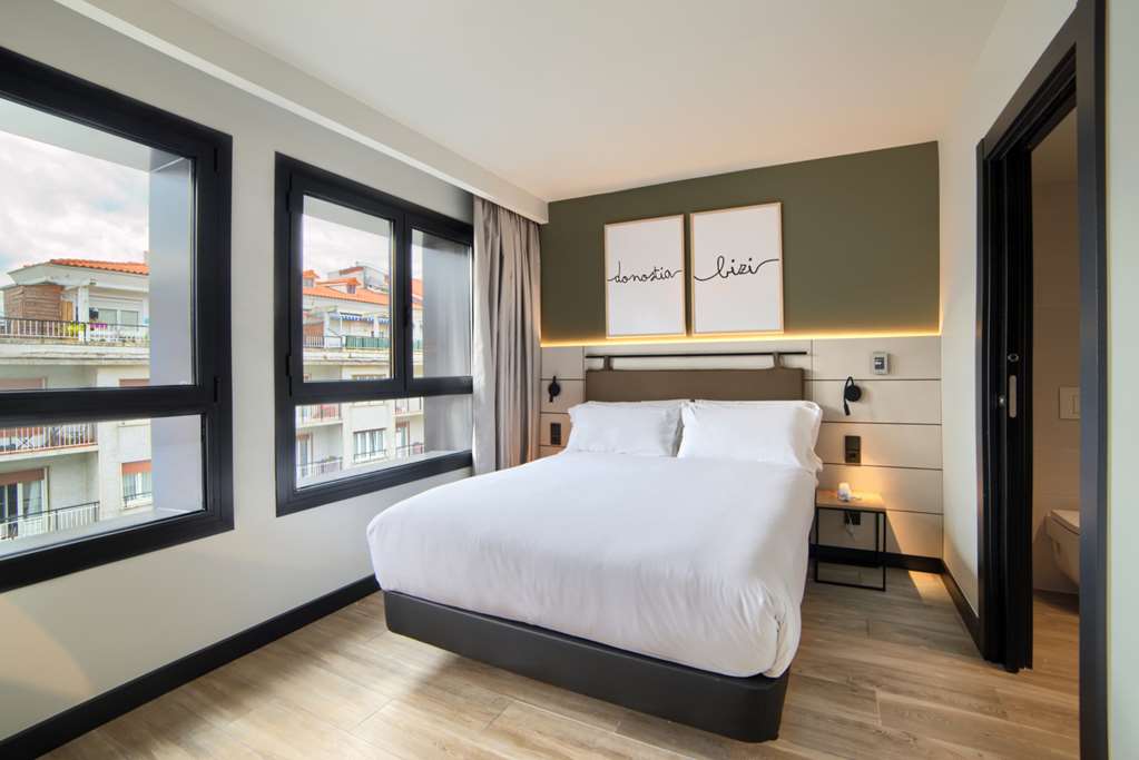 LEONARDO BOUTIQUE HOTEL SAN SE-guestroom-Guest Room,On-Site.jpg