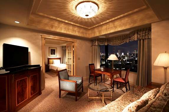 RIHGA Royal Hotel Tokyo-guestroom-Guest Room,On-Site.jpg