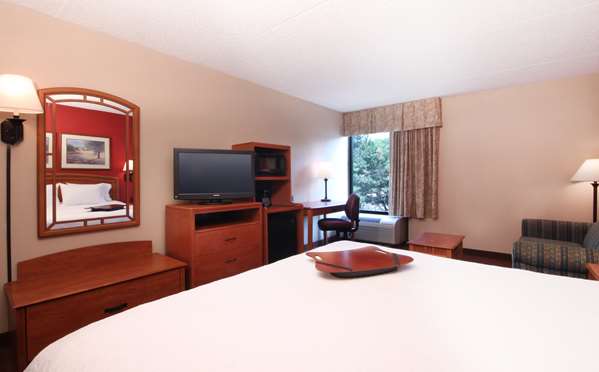  - SureStay Hotel by Best Western Secaucus - I-95, Exit 17