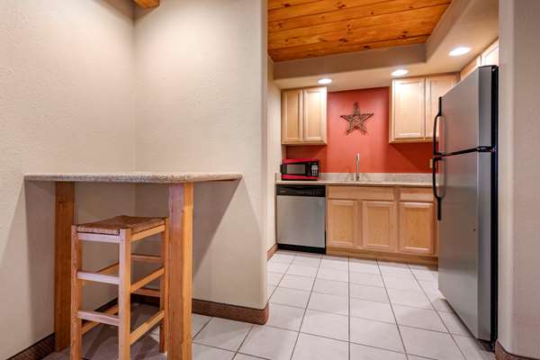 Suite - Mountain Edge Suites at Sunapee Newbury