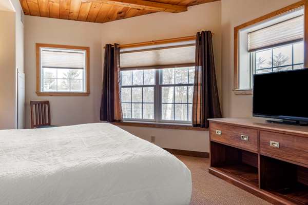Suite - Mountain Edge Suites at Sunapee Newbury