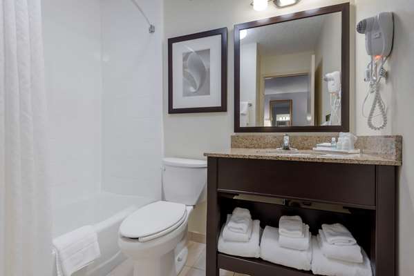 Suite - Clarion Inn Elmira