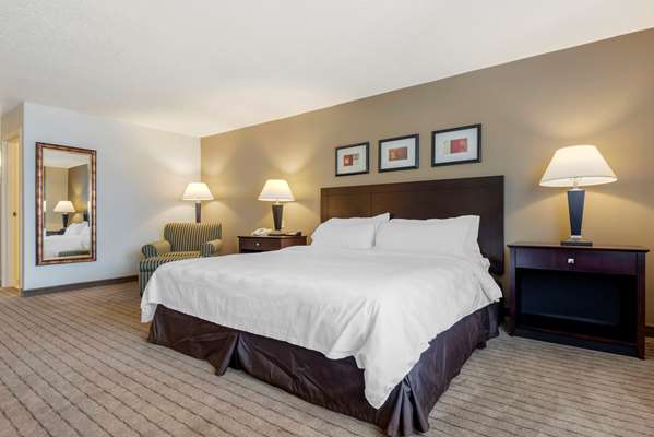 Suite - Clarion Inn Elmira