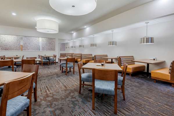 Amenities - Clarion Inn Elmira