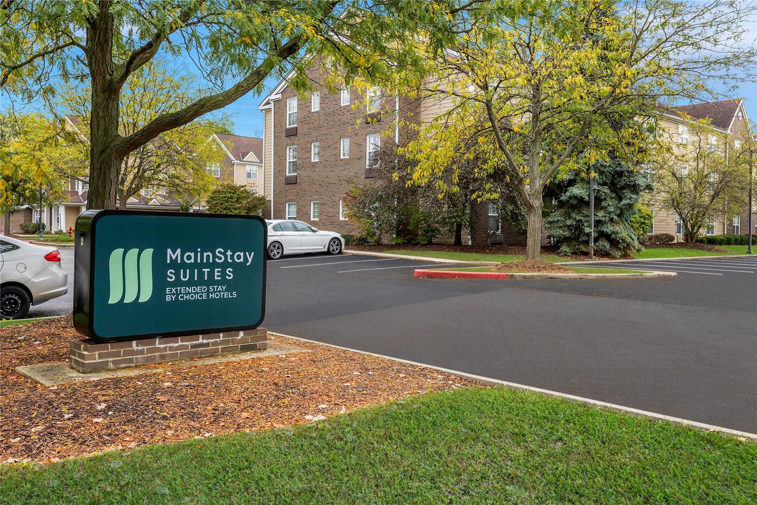 MainStay Suites